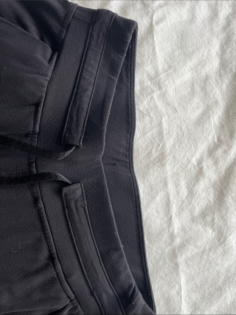 Lululemon joggers - Picture 4 of 4
